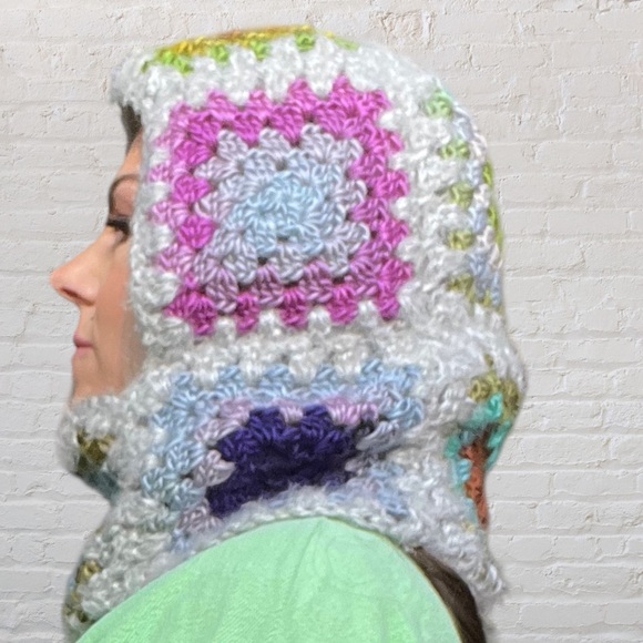Granny Square Crochet Balaclava | Hooded Cowl | Patchwork - Picture 3 of 9